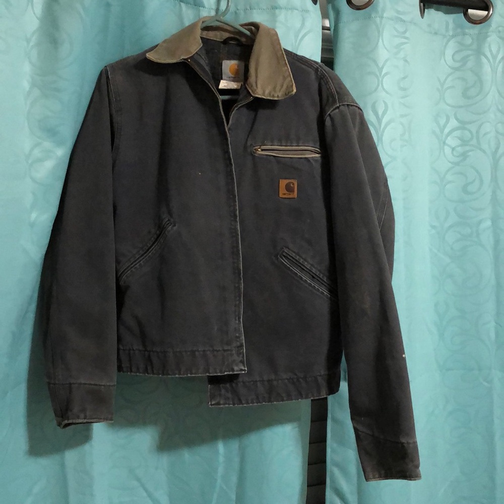Women’s Carhartt jacket